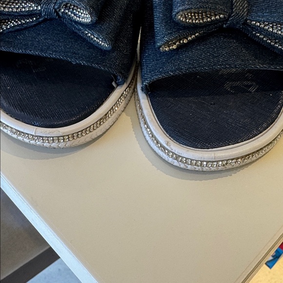 Juicy Couture Ladies Navy Bow Slide Sandals - Picture 4 of 9